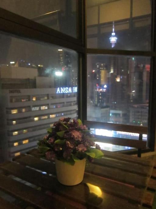Fahrenheit Condo Bukit Bintang Kl 2R By Roseline クアラルンプール エクステリア 写真
