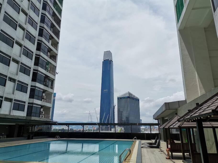 Fahrenheit Condo Bukit Bintang Kl 2R By Roseline クアラルンプール エクステリア 写真