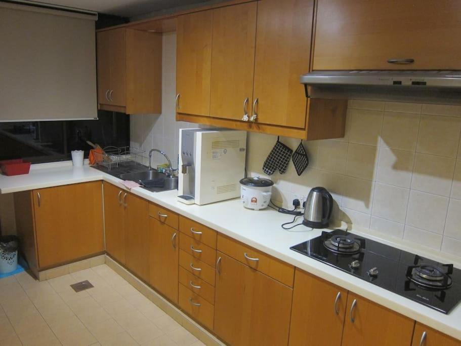 Fahrenheit Condo Bukit Bintang Kl 2R By Roseline クアラルンプール エクステリア 写真